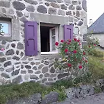 Nouveau - Maison Nierveze Proche Lioran *