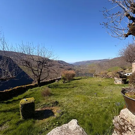 Nouveau - Maison Nierveze Proche Lioran بيت للعطل Thiézac