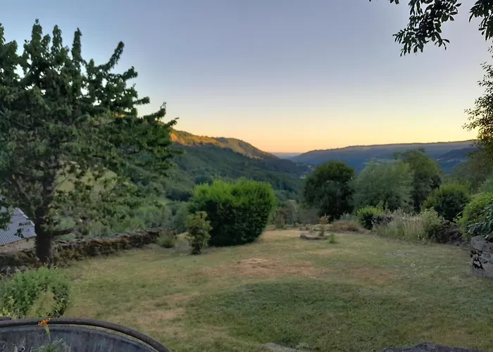 Nouveau - Maison Nierveze Proche Lioran *